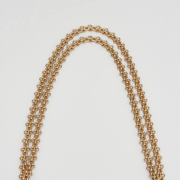 Chanel Dark Pink 2.55 Reissue Chevron Quilted Calfskin Leather 225 Bag - Picture 6 of 13